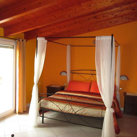 B&B Le Terrazze Isola Di S. Antioco SantʼAntìoco Buitenkant foto
