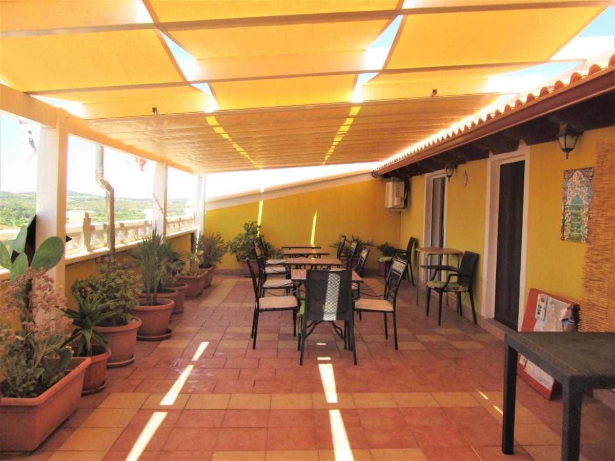 B&B Le Terrazze Isola Di S. Antioco SantʼAntìoco Buitenkant foto