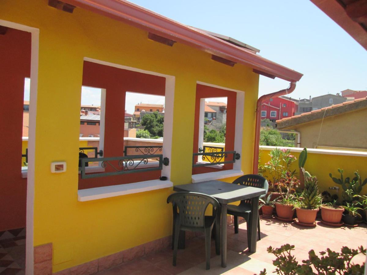 B&B Le Terrazze Isola Di S. Antioco SantʼAntìoco Buitenkant foto