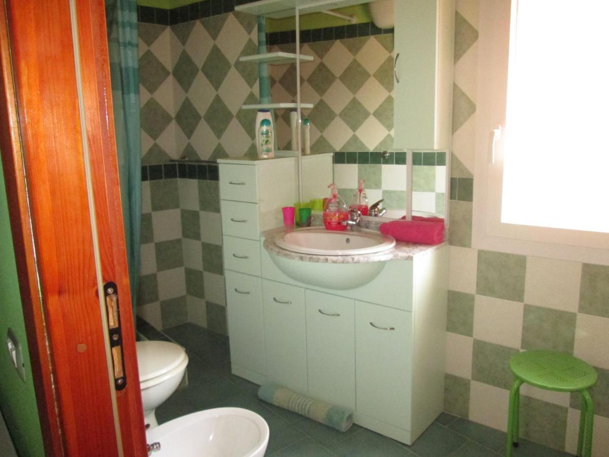 B&B Le Terrazze Isola Di S. Antioco SantʼAntìoco Buitenkant foto
