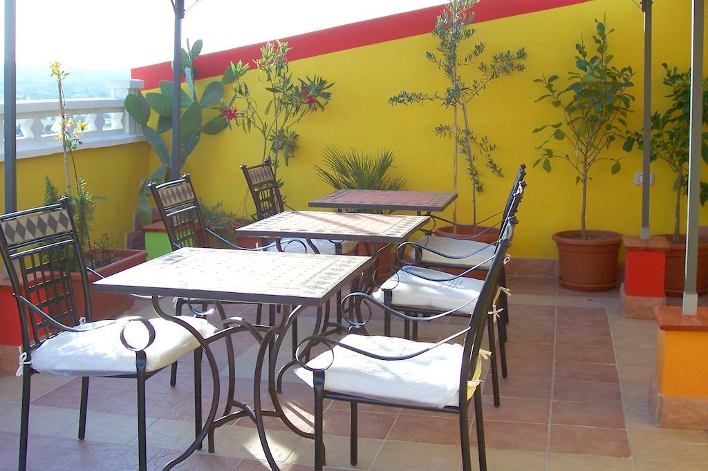 B&B Le Terrazze Isola Di S. Antioco SantʼAntìoco Buitenkant foto